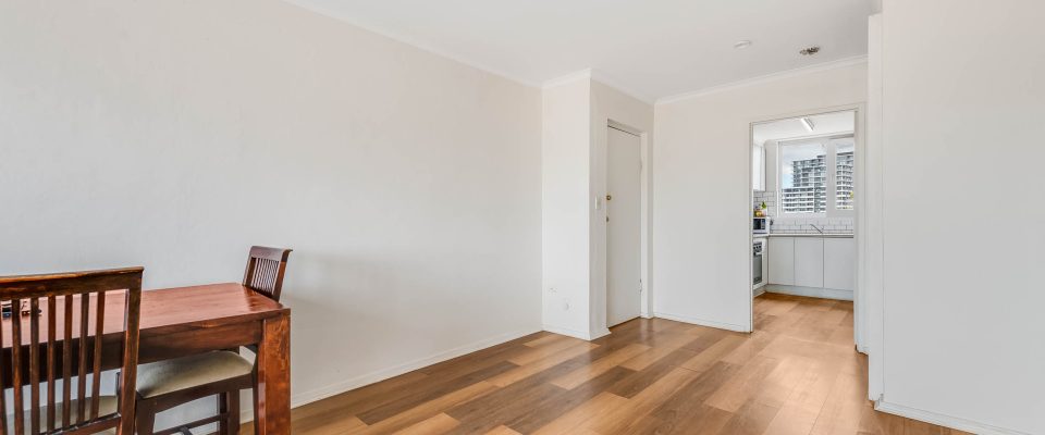 e53ab881